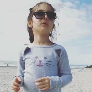 Meet your Posher, Negin